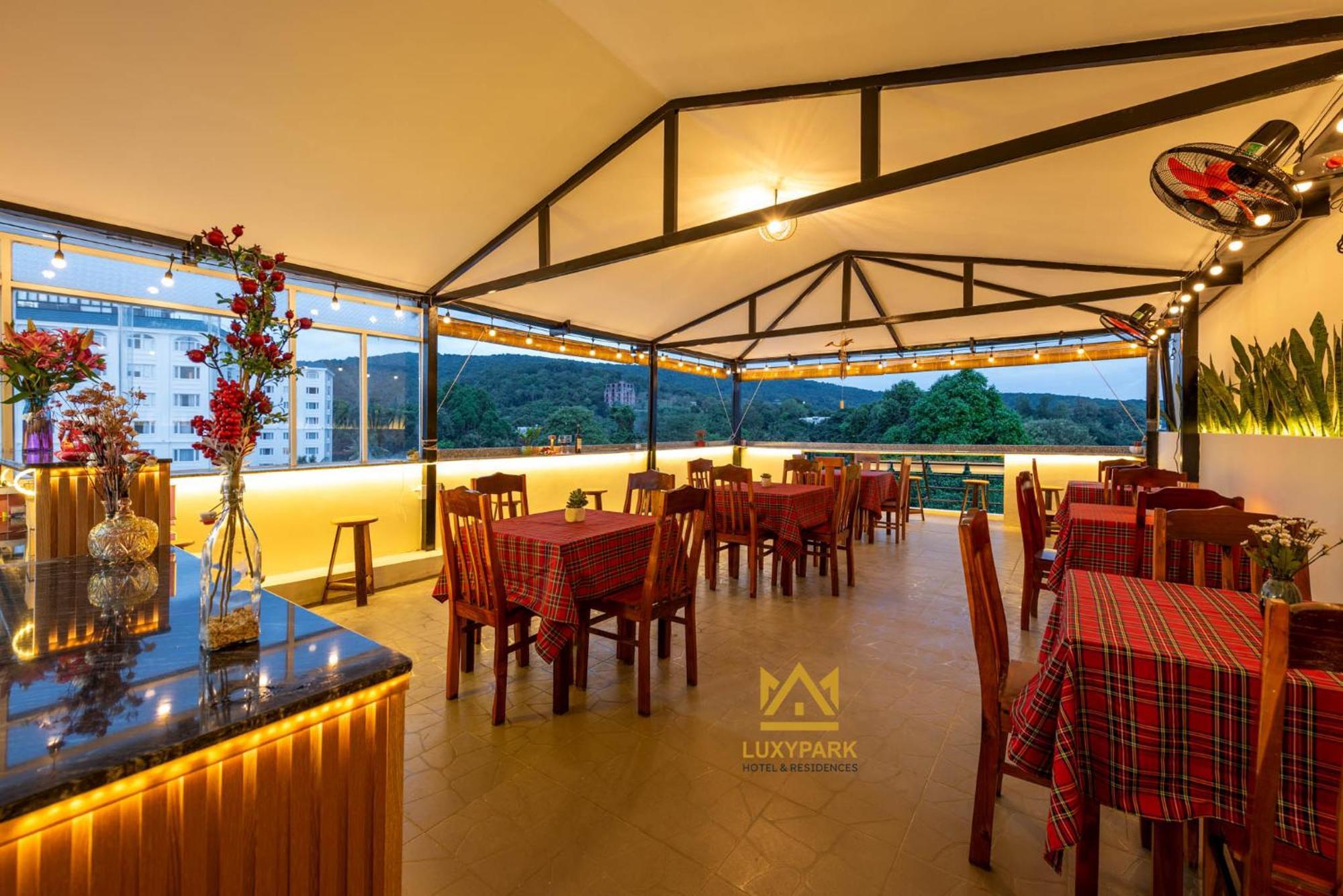Luxy Park Hotel - Phu Quoc Centre Εξωτερικό φωτογραφία