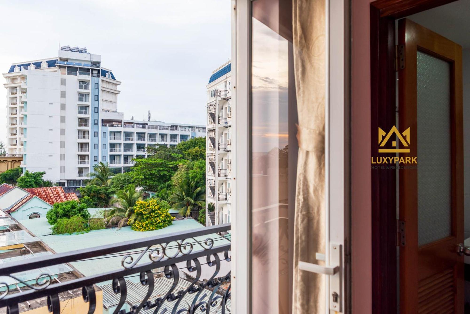 Luxy Park Hotel - Phu Quoc Centre Εξωτερικό φωτογραφία